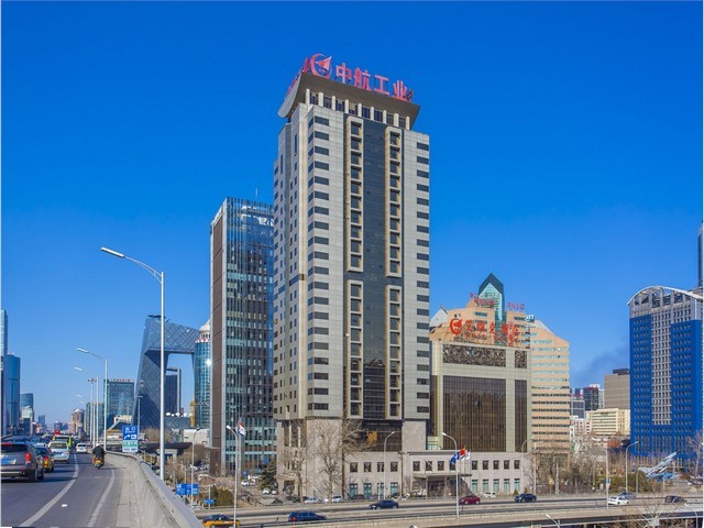 河北100吨履带吊租赁哪家靠谱